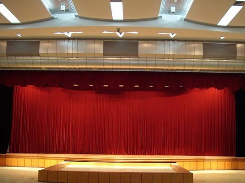 對(duì)開(kāi)大幕